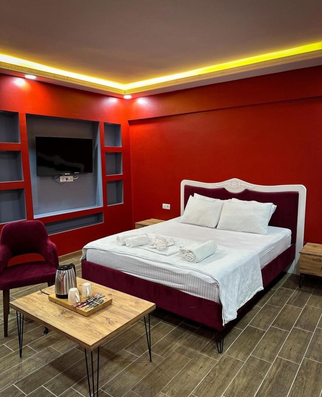 Cemre Suit Istanbul Room photo